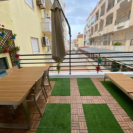Atlantic Lodge, 1ª Linha De Praia! 코스타 다 카파리카 외부 사진