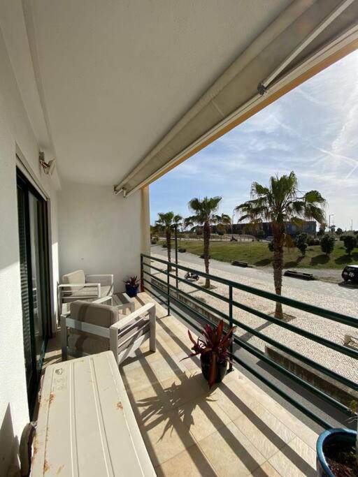 Atlantic Lodge, 1ª Linha De Praia! 코스타 다 카파리카 외부 사진