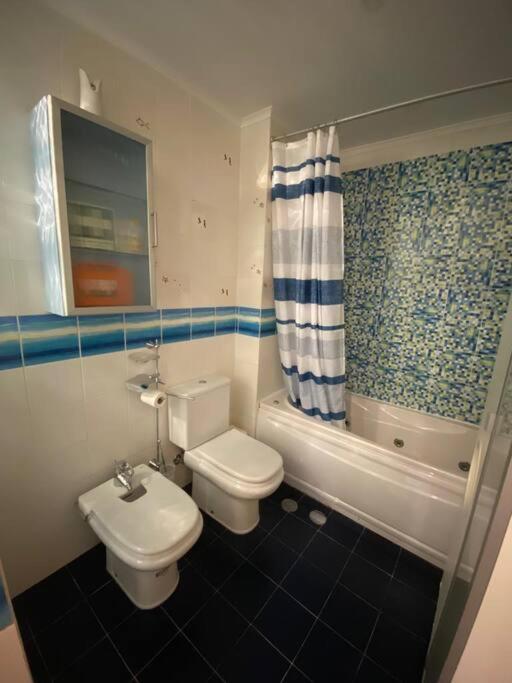 Atlantic Lodge, 1ª Linha De Praia! 코스타 다 카파리카 외부 사진